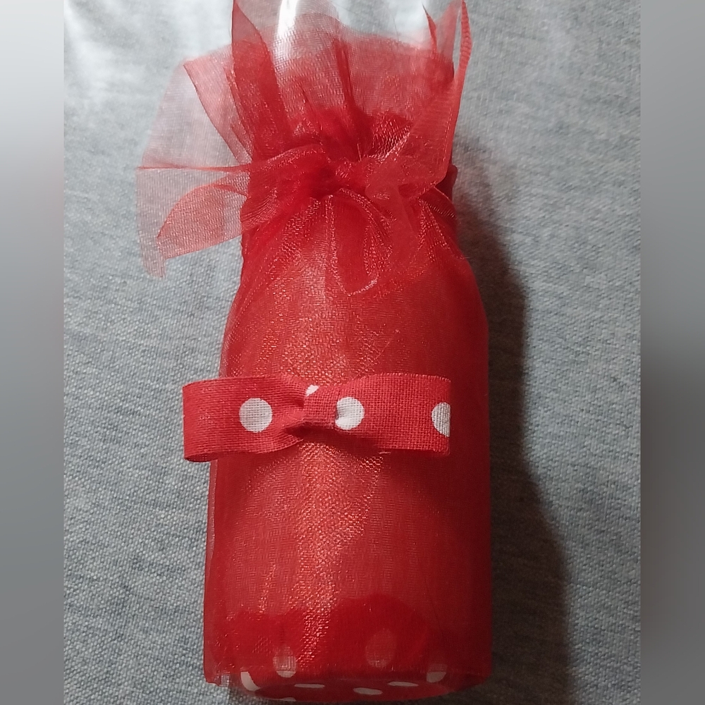 Homemade DIY-Elegant Red Polka Dot